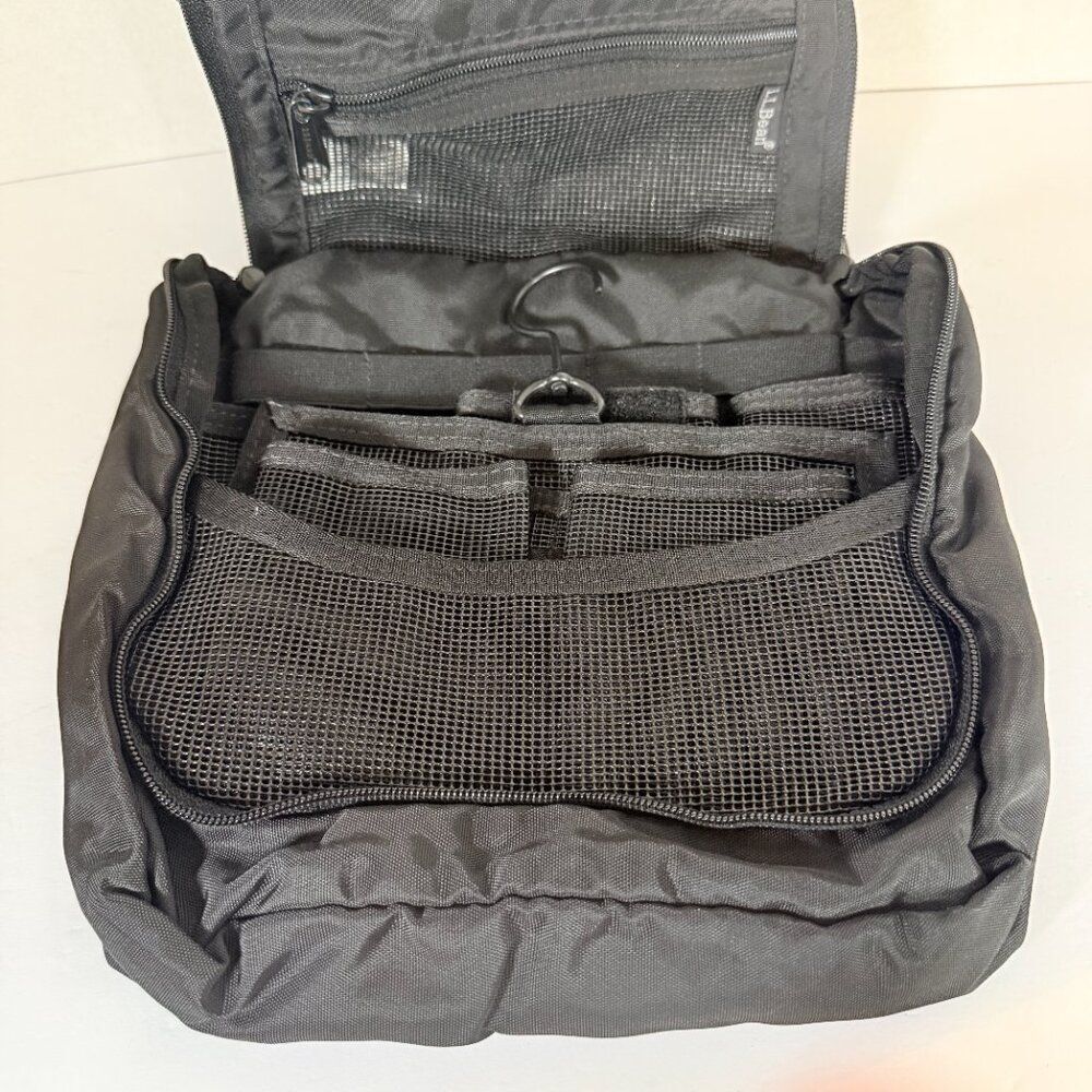 L.L.Bean's Personal Organizer Toiletry Bag with Removable Mesh Caddy - Picture 6 of 12